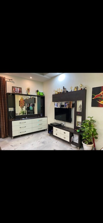 Bedroom in 1.5 BHK Builder Floor at Puri PP City Centre, Pitampura – for Rent