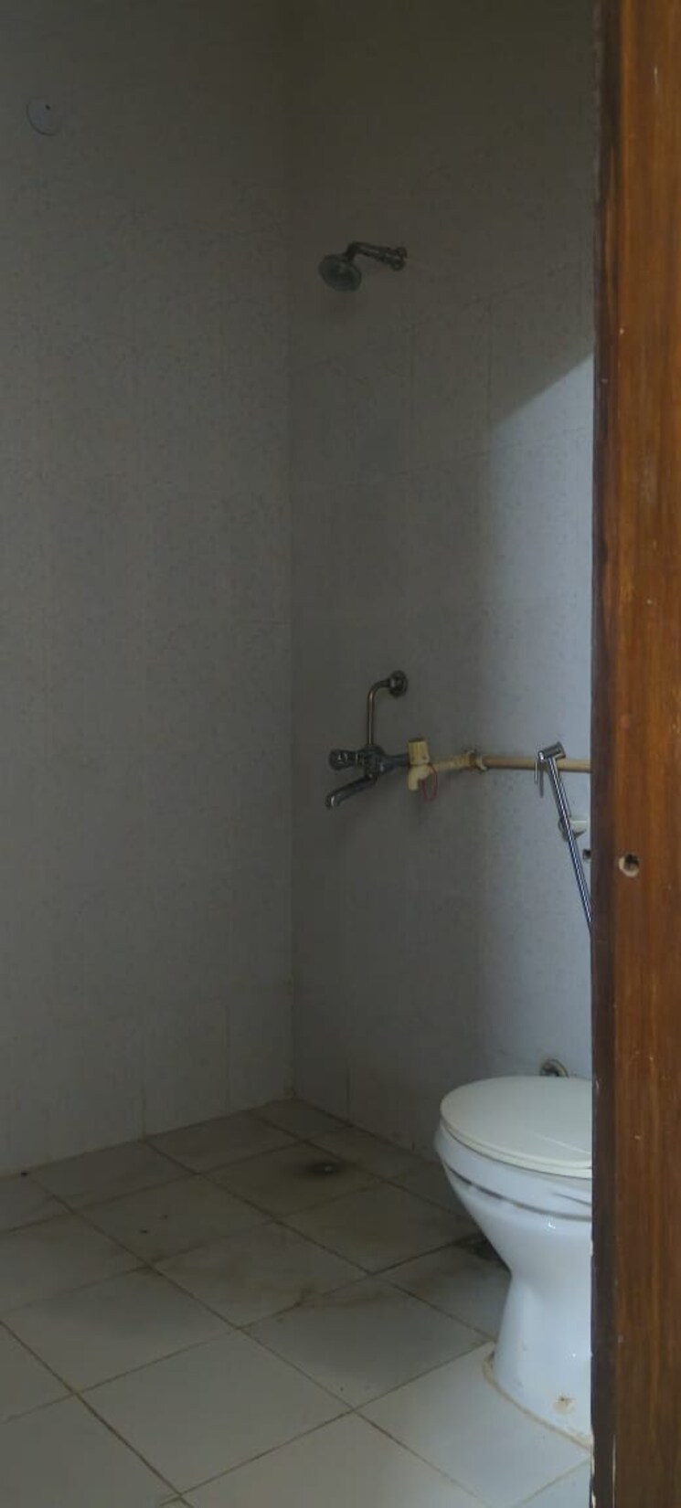 Bathroom, huda-cghs 3 Bedroom 300 Sq.Yd. Builder Floor In Sector 56 Gurgaon 8998674