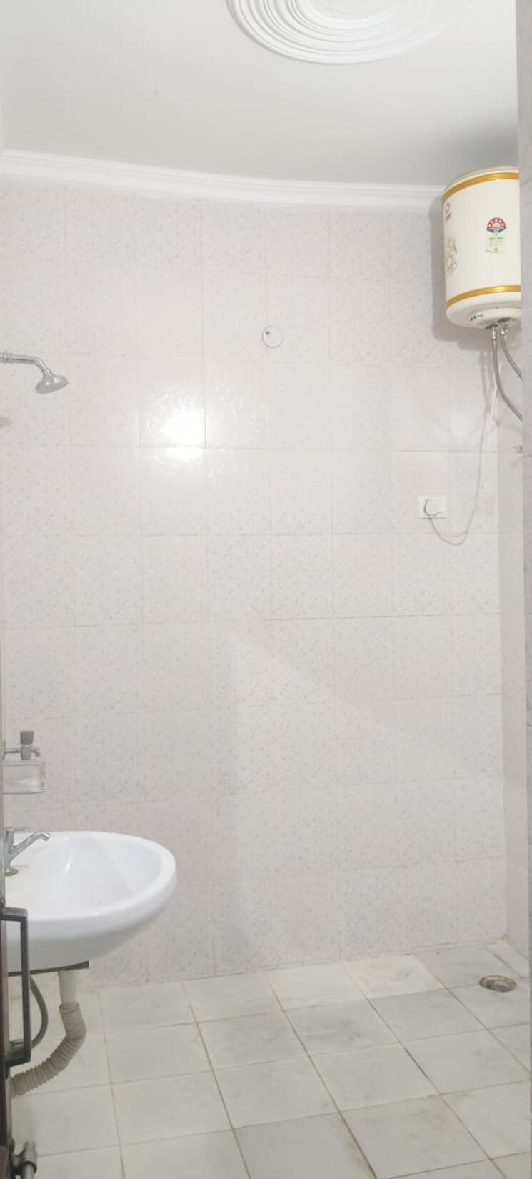 Bathroom, huda-cghs 3 Bedroom 300 Sq.Yd. Builder Floor In Sector 56 Gurgaon 8998674