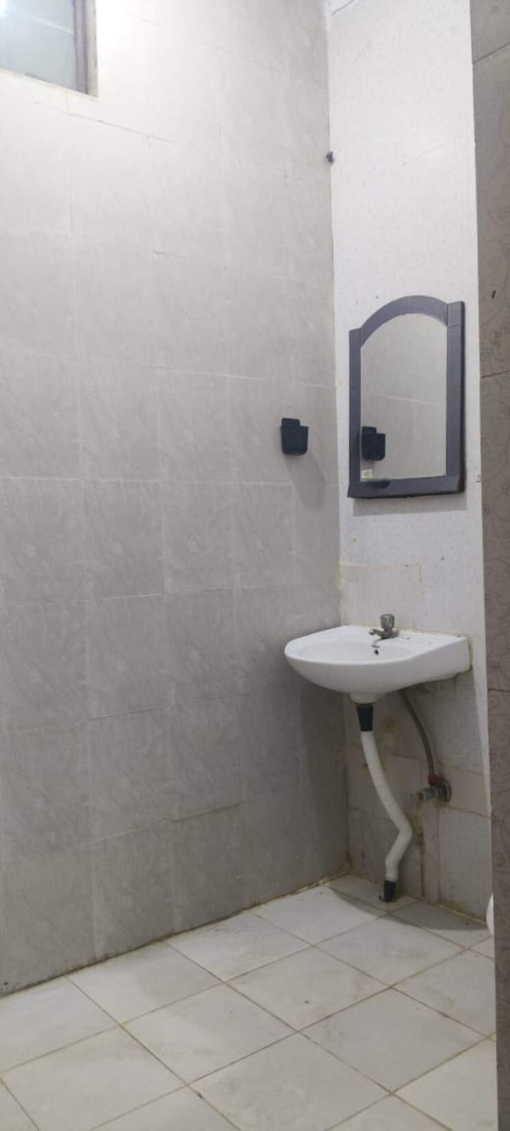 Bathroom, huda-cghs 3 Bedroom 300 Sq.Yd. Builder Floor In Sector 56 Gurgaon 8998674