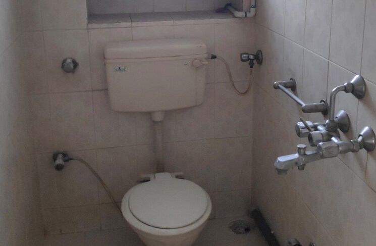 Bathroom, chembur Pg For Boys In Chembur 8998628
