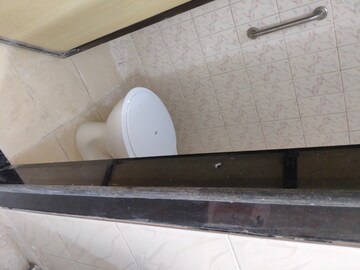 Furnished Amenities in 1 BHK Apartment at Paradise Paramount Apartment, Andheri West – for Rent