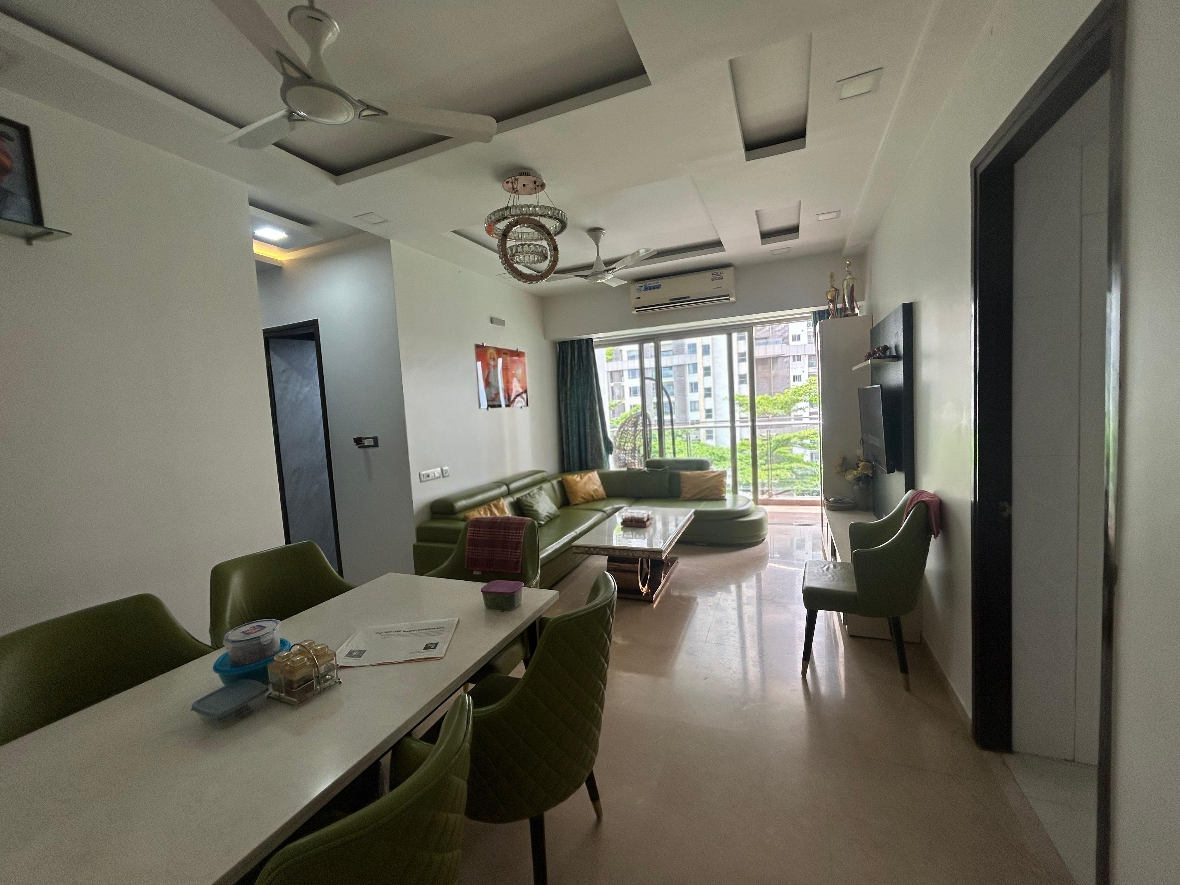 2 BHK + Servant Room Apartment For Rent in Cuffe Castle