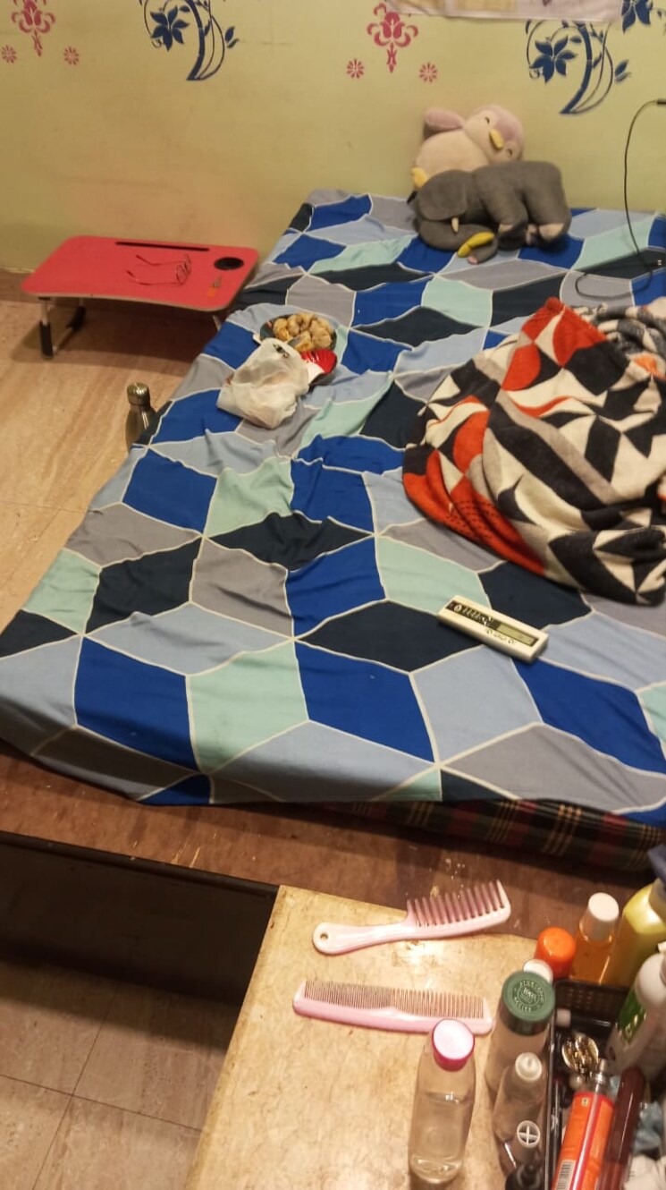 Bedroom, west patel nagar 1 Bedroom 950 Sq.Ft. Apartment In West Patel Nagar Delhi 8998677