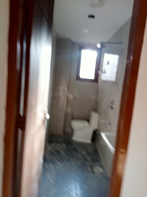 Building Lobby in 1 BHK Builder Floor at Neb Sarai – for Sale