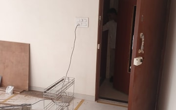 2 BHK Apartment For Rent in Kandivali East