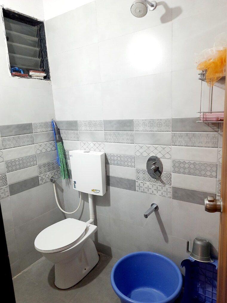 Bathroom, dahin nagar 2 Bedroom 1178 Sq.Ft. Apartment In Dahin Nagar Surat 8998862