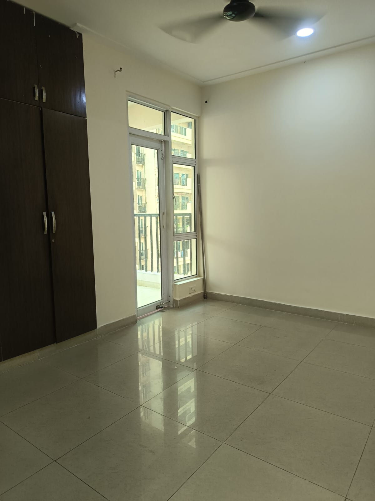 2 BHK Apartment For Rent in Saya Zion