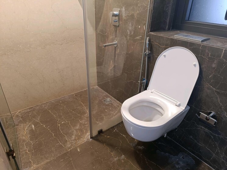 Bathroom, lodha-the-park-side 2 Bedroom 899 Sq.Ft. Apartment In Worli Mumbai 8998864