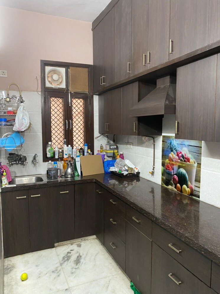Kitchen, pitampura 1 Bedroom 1000 Sq.Ft. Builder Floor In Pitampura Delhi 8998883