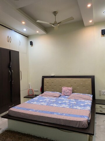 Bedroom in 1 BHK Builder Floor at Pitampura – for Rent