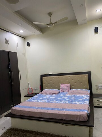 Bedroom in 1 BHK Builder Floor at Pitampura – for Rent