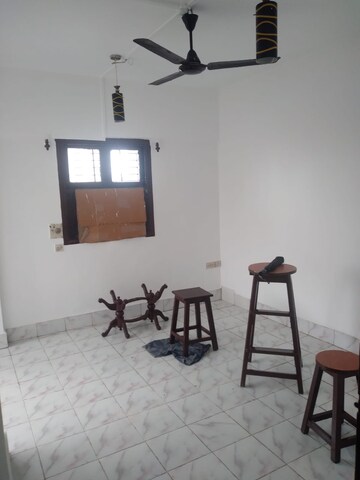 Bedroom in 2 BHK Apartment at Kamana CHS, Prabhadevi – for Rent