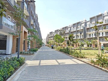 3 BHK Builder Floor For Sale in Smart World Orchard, Sector 61