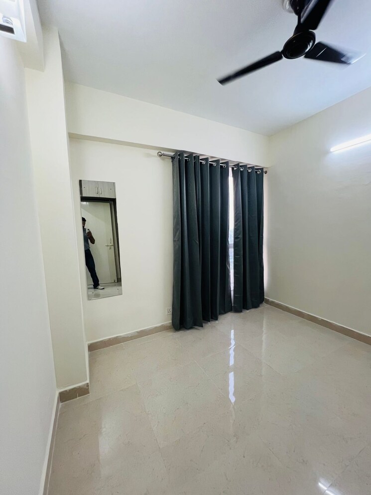 Room, signature-global-prime 2 Bedroom 573 Sq.Ft. Apartment In Sector 63a Gurgaon 8998931