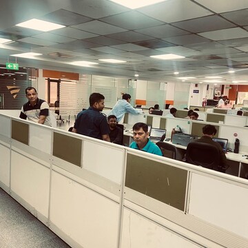 Team Area in  Office Space in IT/SEZ at Echelon Square, Sector 32 – for Rent