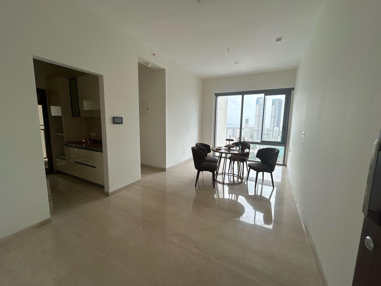 2 BHK + Pooja Room Apartment For Rent in Piramal Mahalaxmi