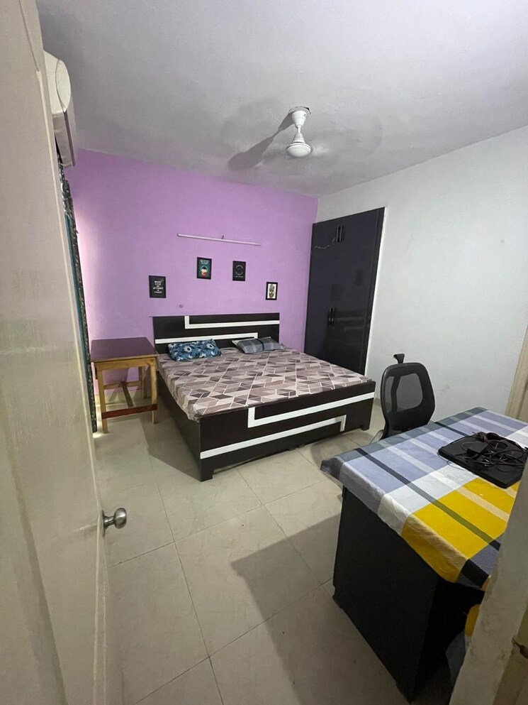 Team Area, nimbus-the-golden-palm 3 Bedroom 1610 Sq.Ft. Apartment In Sector 168 Noida 8998991