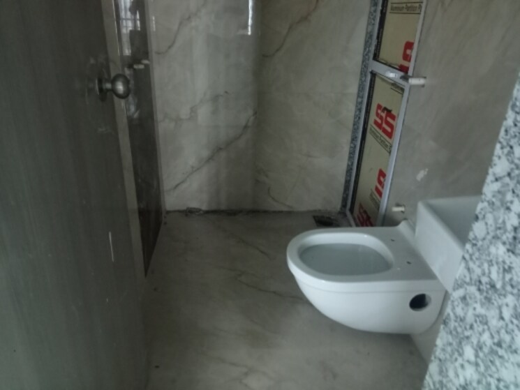 Bathroom, shree-nidhi-heights 1 Bedroom 404 Sq.Ft. Apartment In Mira Road Thane 8999008