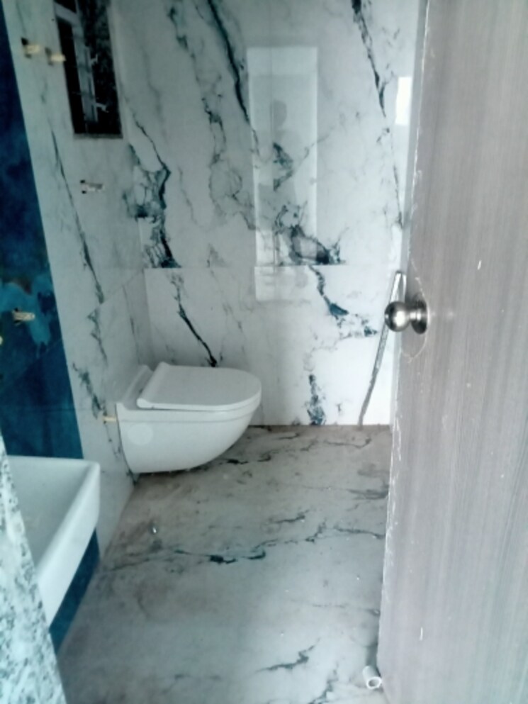 Bathroom, shree-nidhi-heights 1 Bedroom 404 Sq.Ft. Apartment In Mira Road Thane 8999008