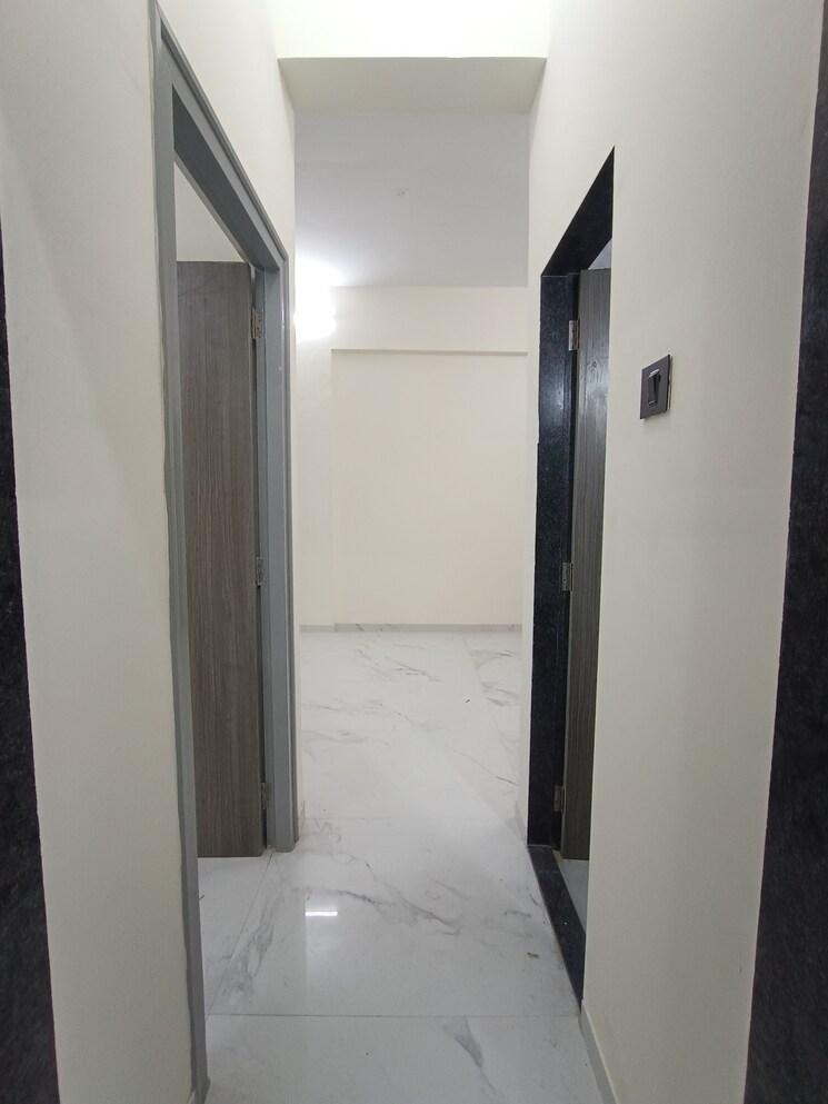 Other, ic colony 2 Bedroom 680 Sq.Ft. Apartment In Ic Colony Mumbai 8999001