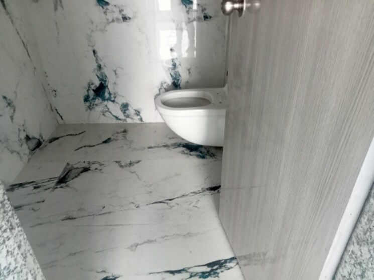 Bathroom, shree-nidhi-heights 2 Bedroom 590 Sq.Ft. Apartment In Mira Road Thane 8999019