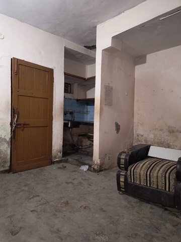 1 BHK Apartment For Rent in Badarpur