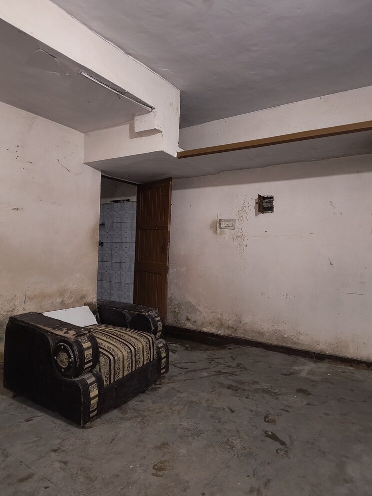 Room, badarpur 1 Bedroom 550 Sq.Ft. Apartment In Badarpur Delhi 8999028