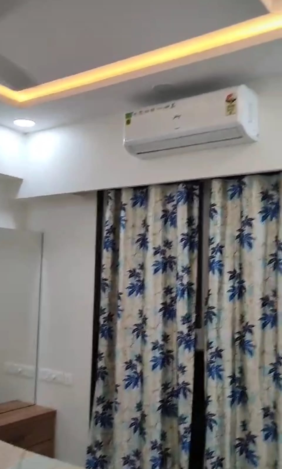 1 BHK + Pooja Room Apartment For Rent in Ashar Axis