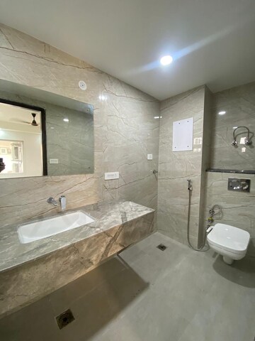 Bathroom in 3.5 BHK Apartment at Palm Residency Chhatarpur, Chattarpur – for Rent