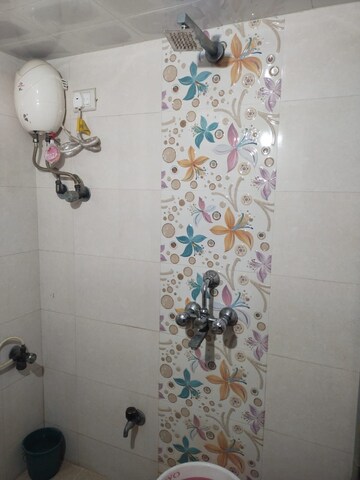 Bathroom in 3 BHK Apartment at Rashmi Drashant, Mira Road – for Rent