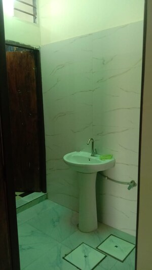 Bathroom in 4 BHK Independent House at Priya Apartments Ghaziabad, Shatabdi Puram – for Sale