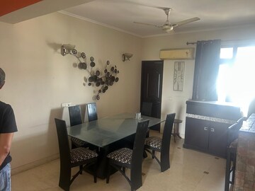 Team Area in 3 BHK Apartment at Vipul Belmonte, Sector 53 – for Rent