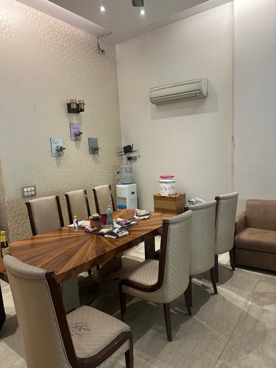 4 BHK + Pooja Room,Servant Room Builder Floor For Rent in Greater Kailash I