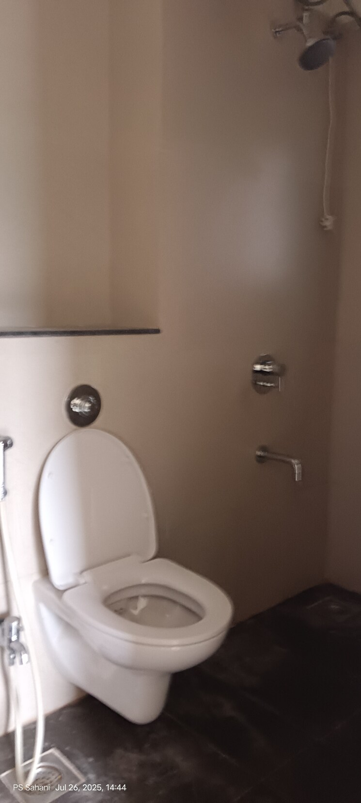 Bathroom, runwal-sanctuary 2 Bedroom 819 Sq.Ft. Apartment In Mulund West Mumbai 8999130