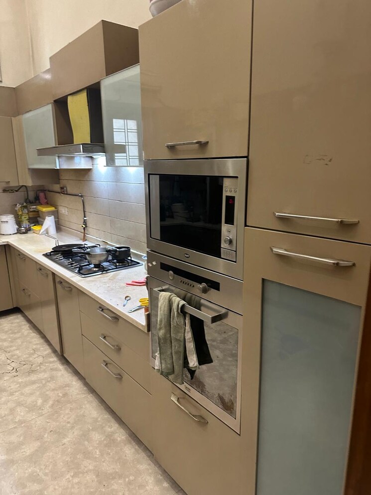Kitchen, greater kailash i 4 Bedroom 4500 Sq.Ft. Builder Floor In Greater Kailash I Delhi 8999108