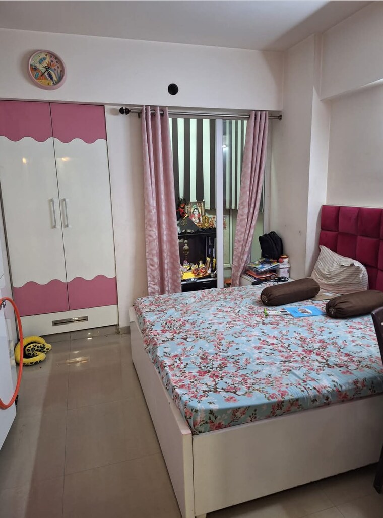 Bedroom, nirala-estate 3 Bedroom 1335 Sq.Ft. Apartment In Tech Zone 4 Greater Noida Greater Noida 8999129
