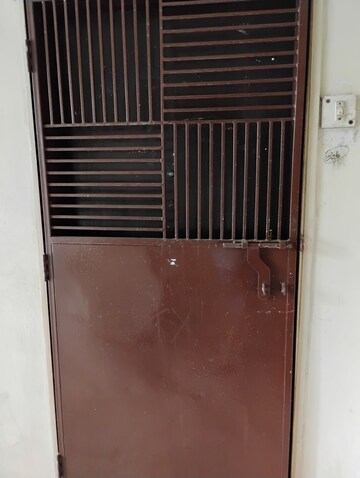 Room in  Office Space at Gananjay Society, Kothrud – for Rent
