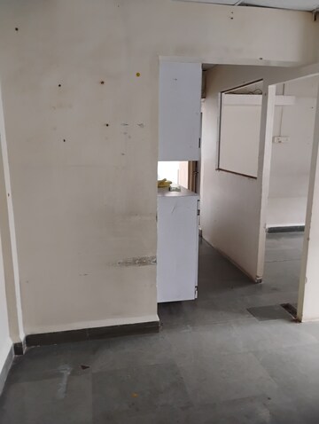 Room in  Office Space at Gananjay Society, Kothrud – for Rent