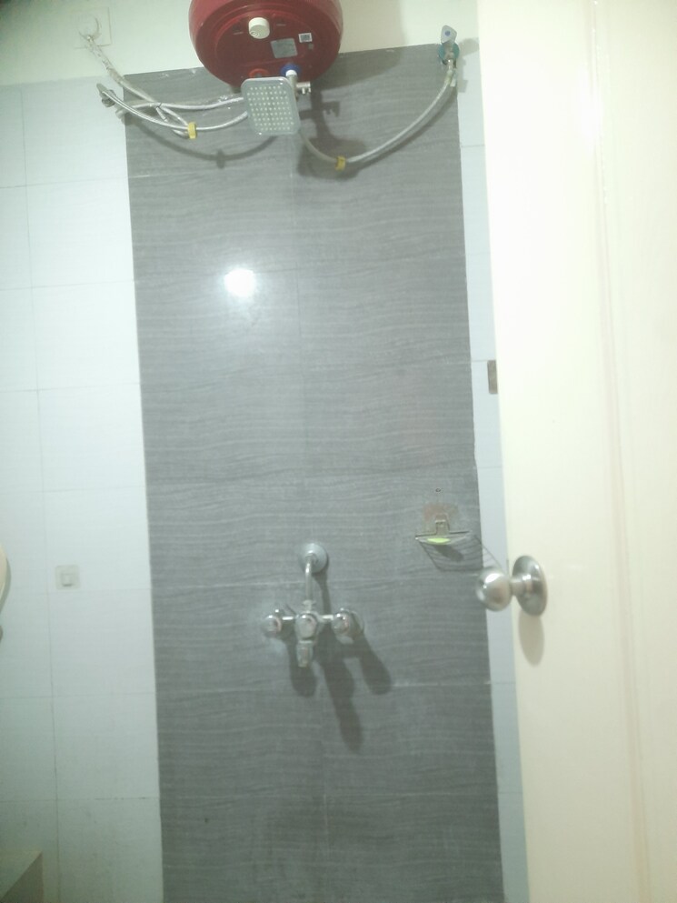 Bathroom, anandtara-sayajiraje-avenue 2 Bedroom 850 Sq.Ft. Apartment In Mundhwa Pune 8999144