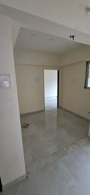 Furnished Amenities in 1.5 BHK Apartment at Bhaskar Colony – for Sale