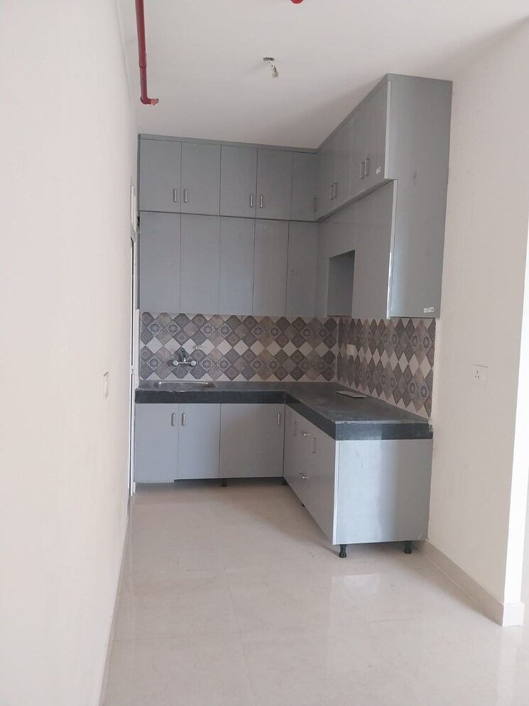 Kitchen, signature-global-golf-greens 2.5 Bedroom 634 Sq.Ft. Apartment In Sector 79 Gurgaon 8999207