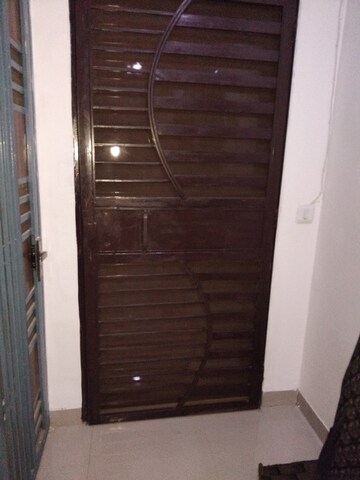 Furnished Amenities in 3 BHK Apartment at Amolik Sankalp, Sector 85 – for Rent
