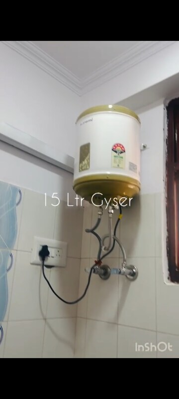 Furnished Amenities in 2 BHK Builder Floor at Rohini – for Rent