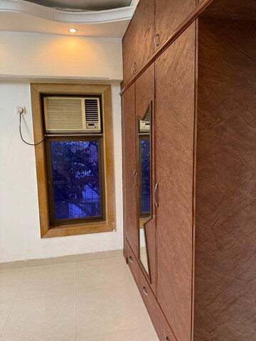 Room in 2 BHK Apartment at Pranay Classic Apartment, Bandra West – for Rent