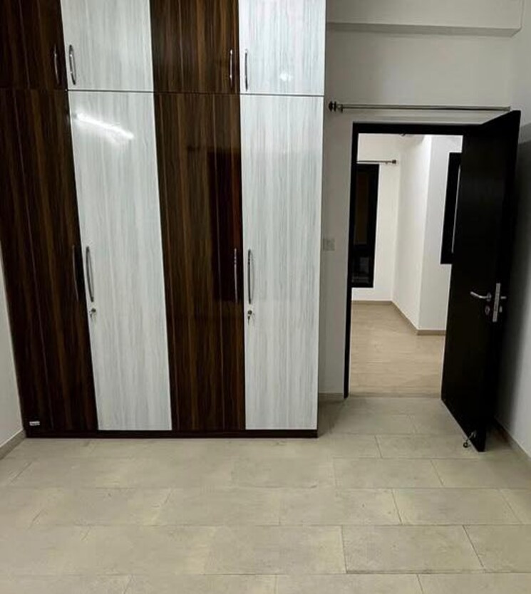 Room, tata-gurgaon-gateway 3 Bedroom 2215 Sq.Ft. Apartment In Sector 112 Gurgaon 8999256