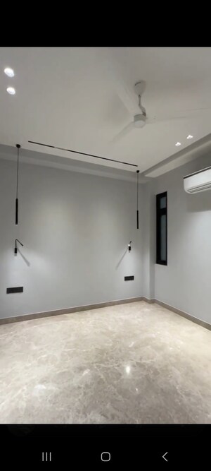 Room in 3 BHK Apartment at Surya CGHS, Sector 43 – for Sale