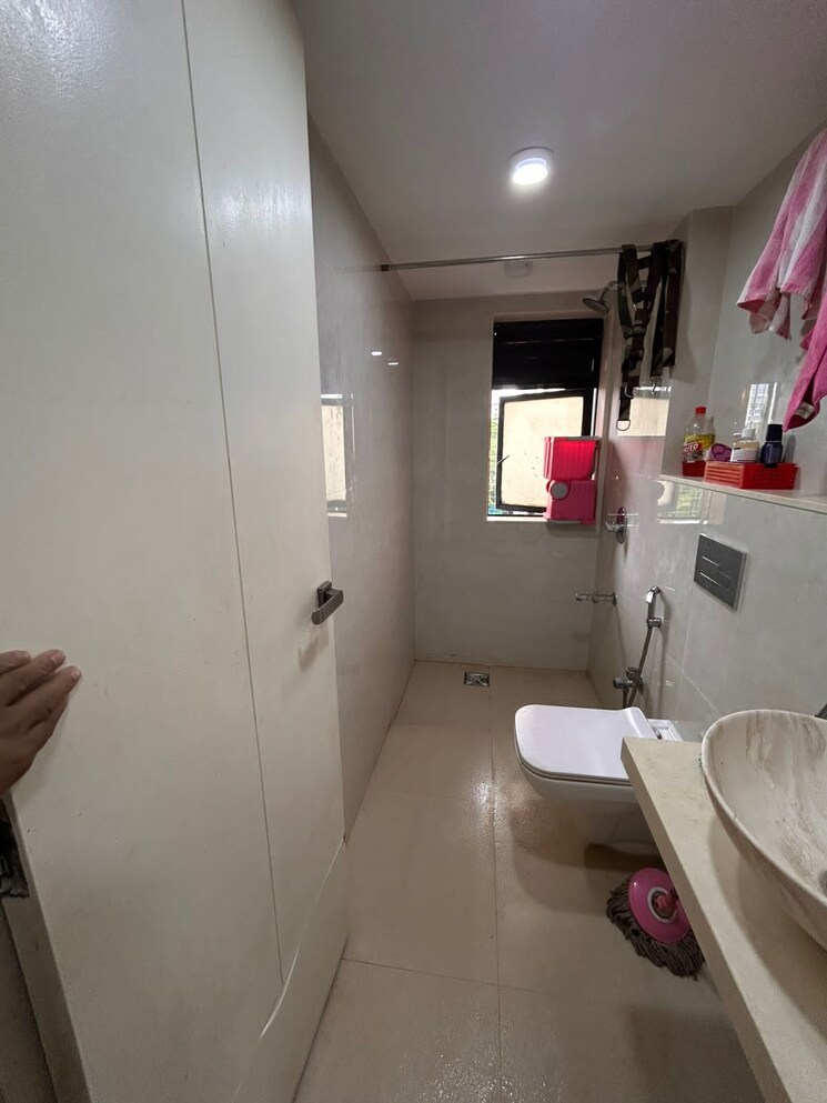 Bathroom, ashiana-apartment-bandra 2 Bedroom 834 Sq.Ft. Apartment In Bandra West Mumbai 8999283