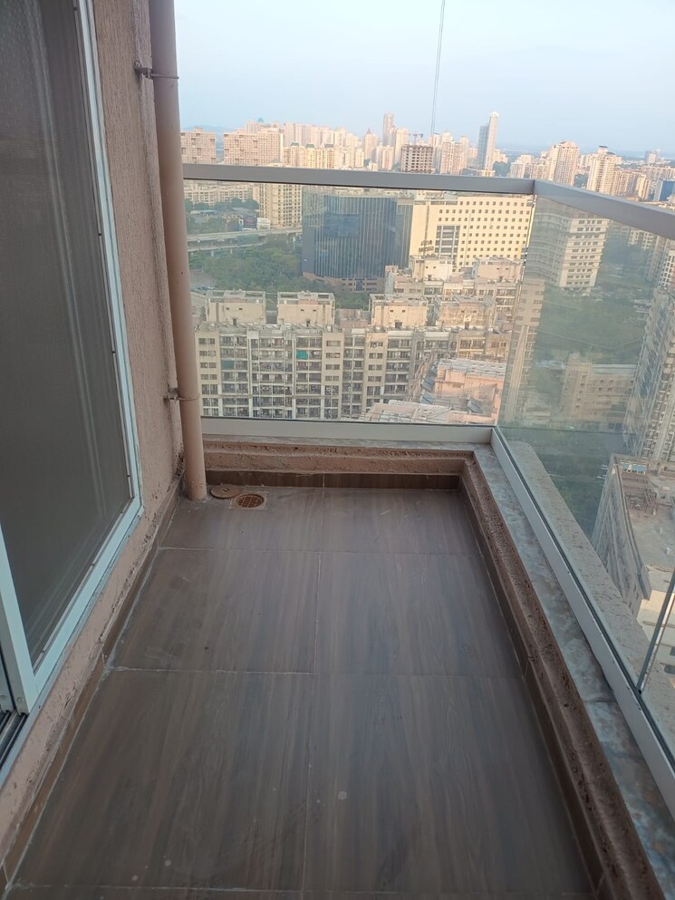 Balcony, mahavir-kalpavruksha 2 Bedroom 905 Sq.Ft. Apartment In Ghodbunder Road Thane 8999296