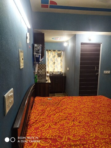 Bedroom in 1 RK Apartment at Vipul Belmonte, Sector 53 – for Sale